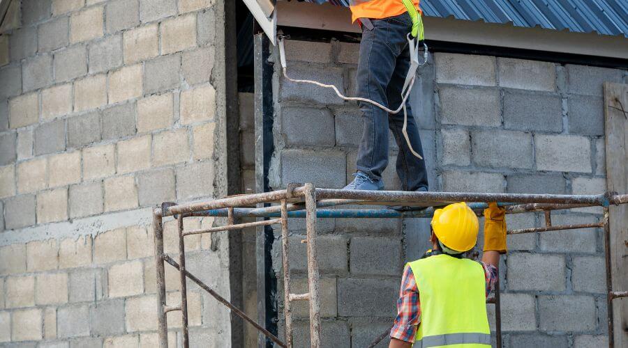 Expert Emergency Roof Repairs services in Forestville, MI